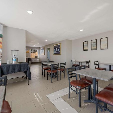 Quality Inn University Area Farmville Buitenkant foto