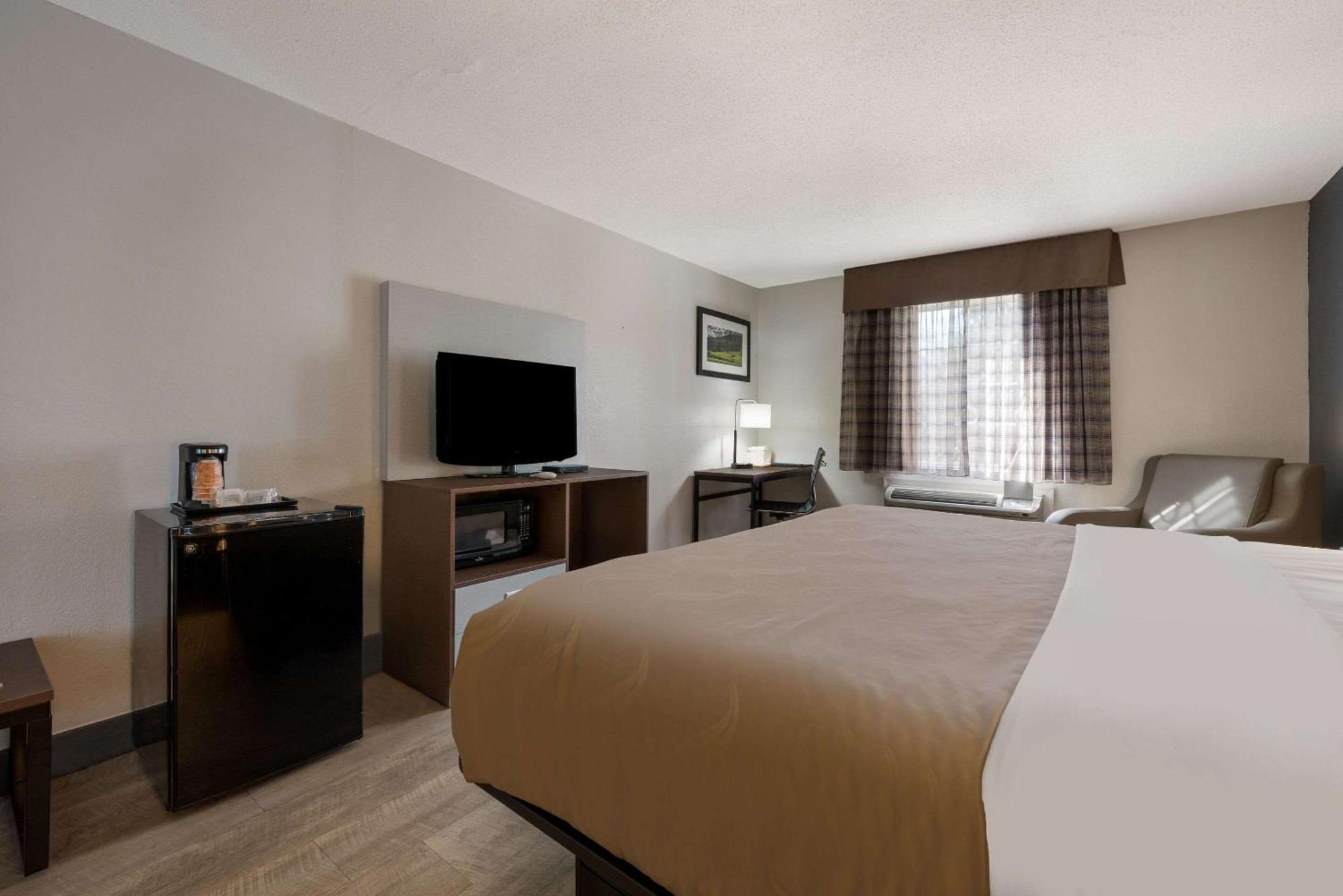 Quality Inn University Area Farmville Buitenkant foto