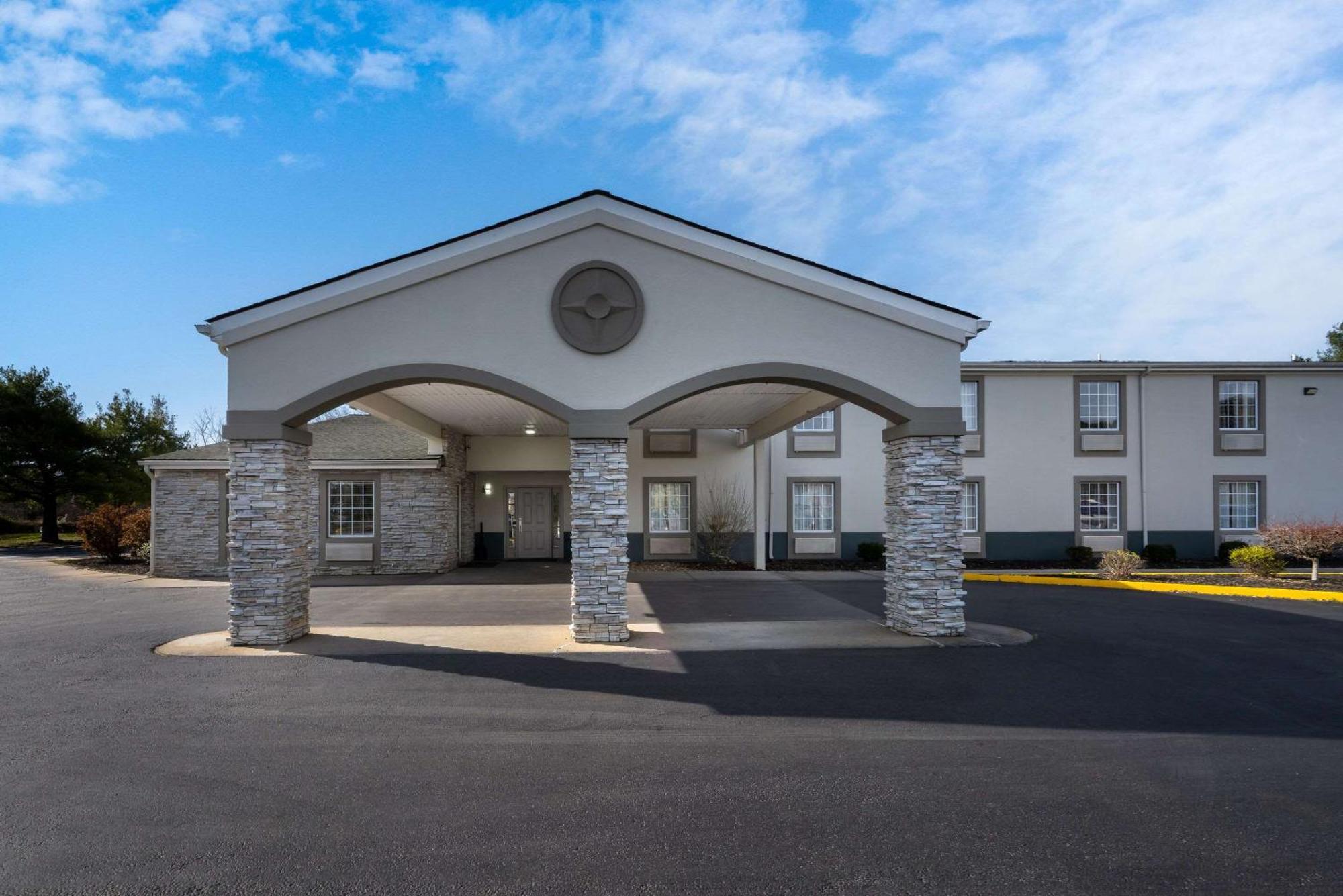 Quality Inn University Area Farmville Buitenkant foto